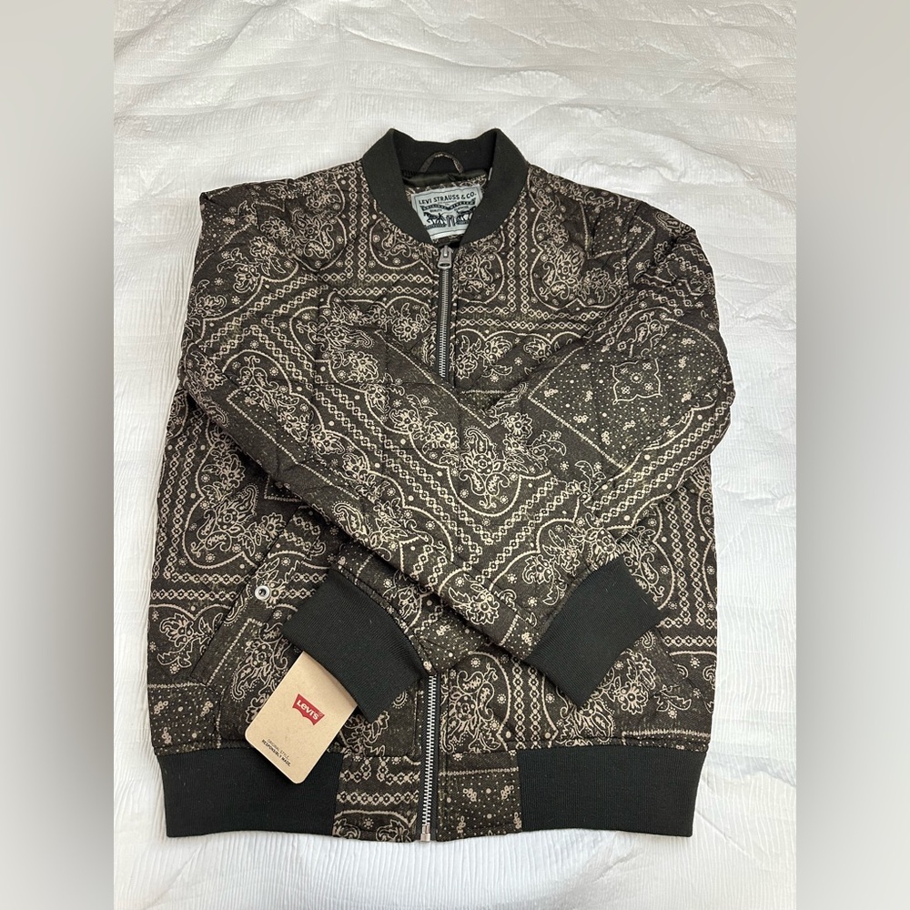 Size S Men's Levi's® Diamond Quilted Bomber (OliveBlk)